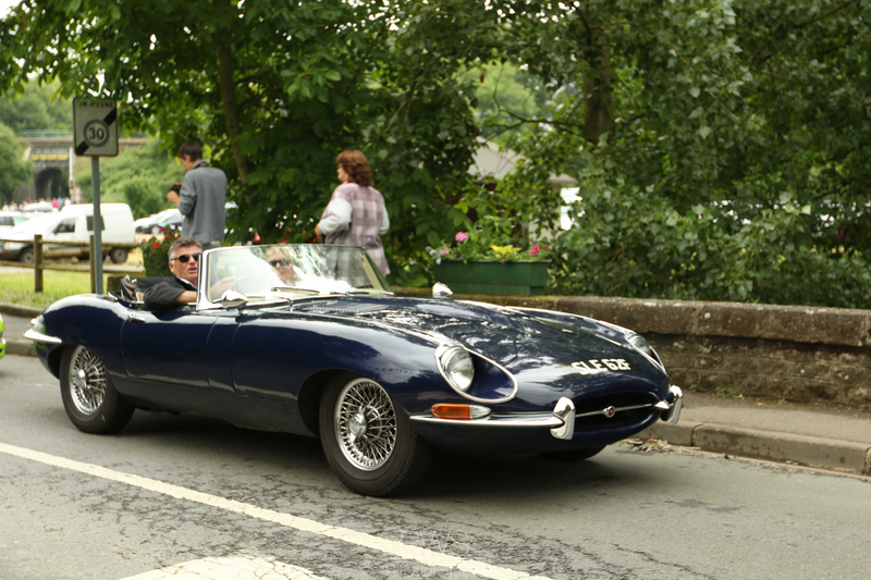 Illustration for article titled Classic British Welcome Photos (Le Mans Carshow)